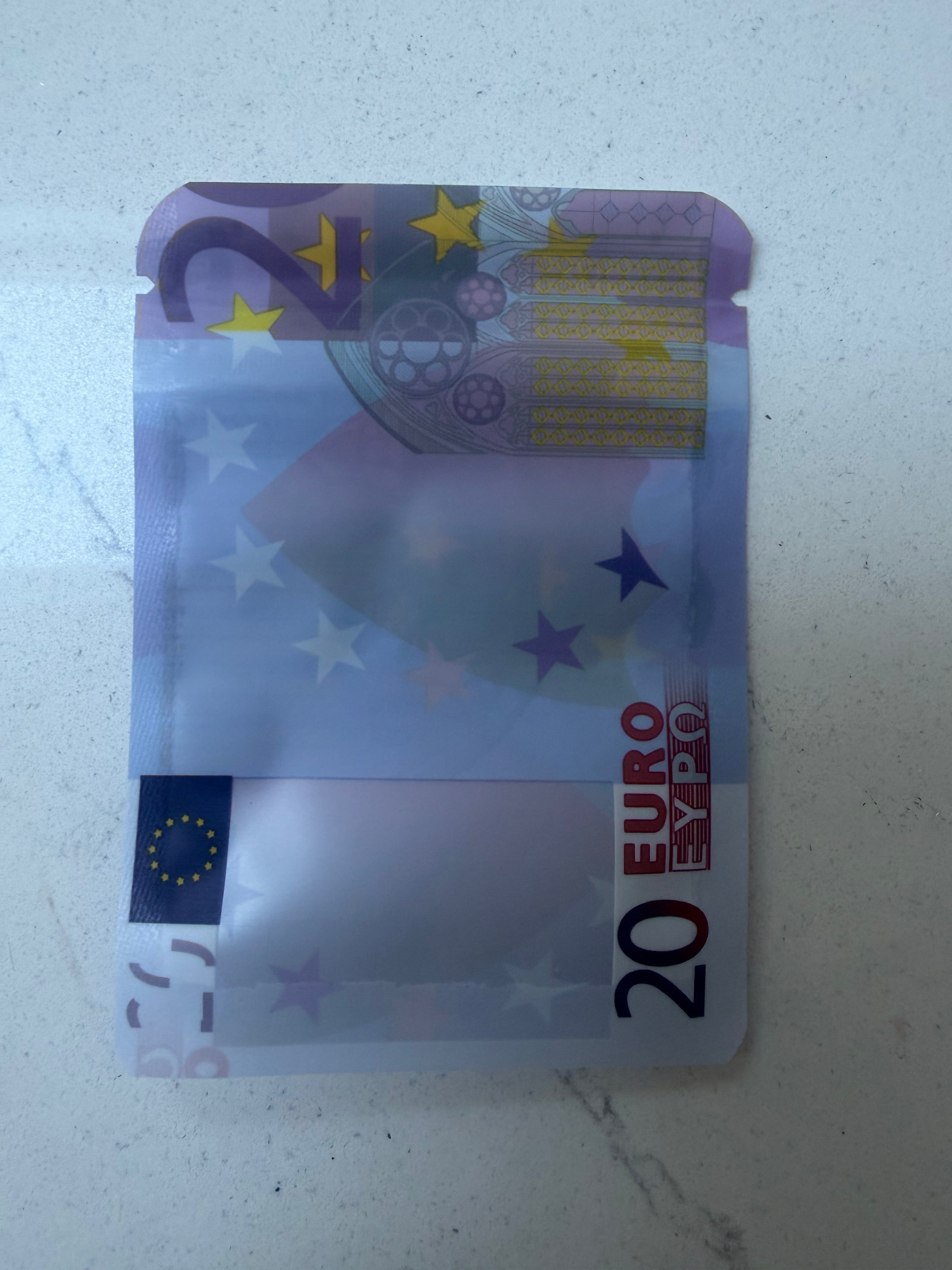 €20 Holographic Packs – 20 Pack